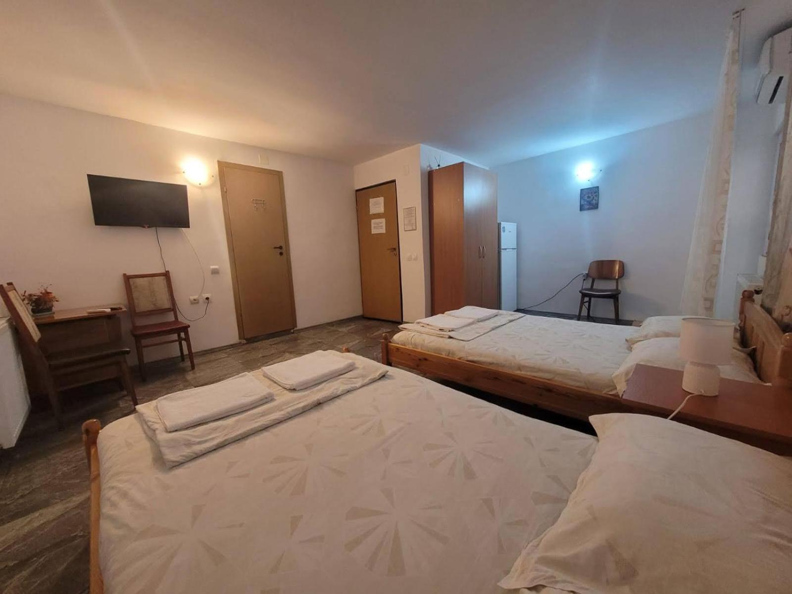 Cazare Eforie Nord, Plaja Acapulco, Garsoniere Four Studios, Bucatarie Comuna, Baie Proprie, Etaj 4, Fara Lift Exterior foto